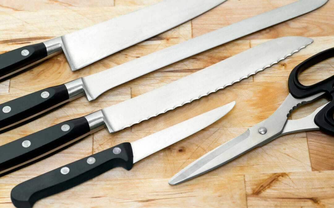 如何烹飪：刀的技巧，烹飪設置，和無油烹飪